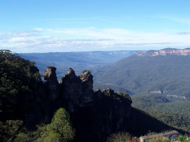One of the most famous views in the blue mountains, three three sisters and the jameson valley.