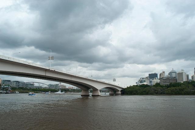 Side view of the Victoria Bridge, Brisbane spanning the water of the brisbane River in Queensland