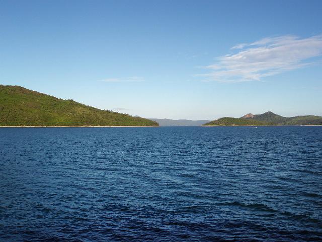 looking towards the 'unsafe passage', whitsunday islands, queensland