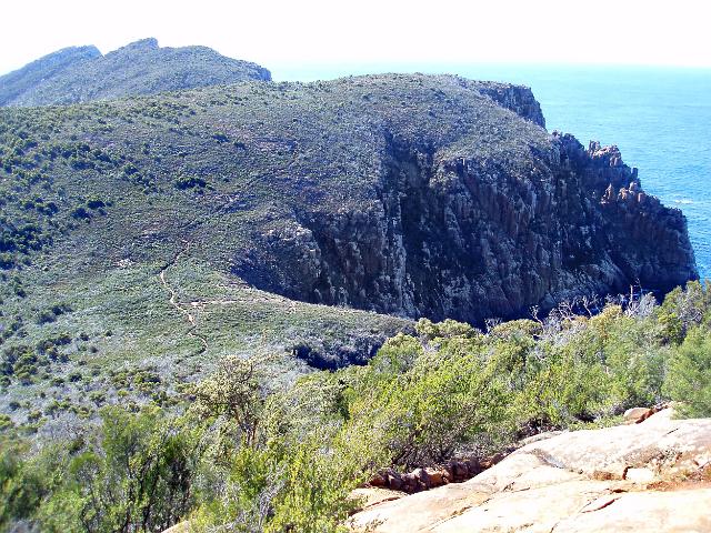 walking track long the top of cape hauy, tasman peninsula