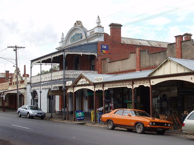 old style shop fronts and the maldon hotel, maldon victoria