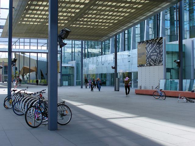 modern public spaces, the entrance to the melbourne museum