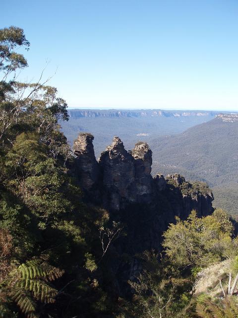 a view down the Jamison Valley with the threee sisters rock formation on the right
