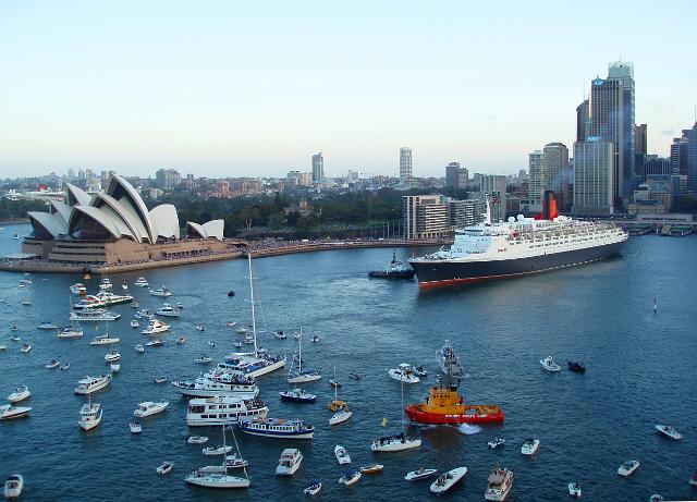 iconic symbols of England and Australia, the opera house and the QEII docking at circular quay
