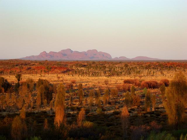 the first light of a new day over kata tjuta